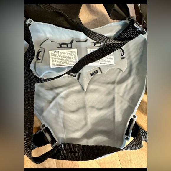 Batman costume upper chest and mask - Picture 3 of 3